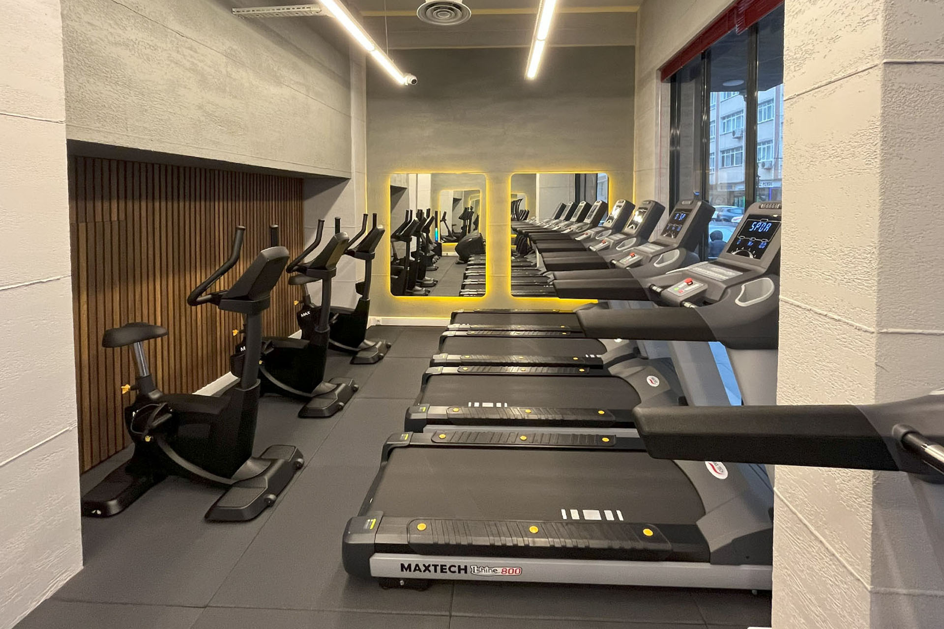 Power Gym Plus
